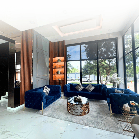 ประกอบธุรกิจสร้างชื่อเสียงมากว่า 10 ปี